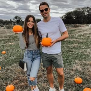 Meet your Posher, Elaina